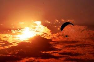 Fethiye Yamaç paraşütü gün batımı sunset uçuşu